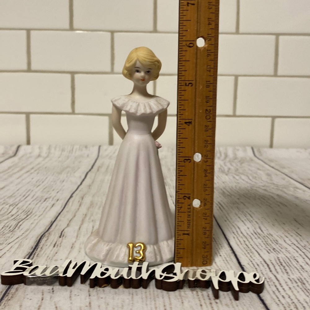 Vintage Enesco Growing Up Birthday Girls Porcelain Figurine - Blonde, 13 - Picture 7 of 8
